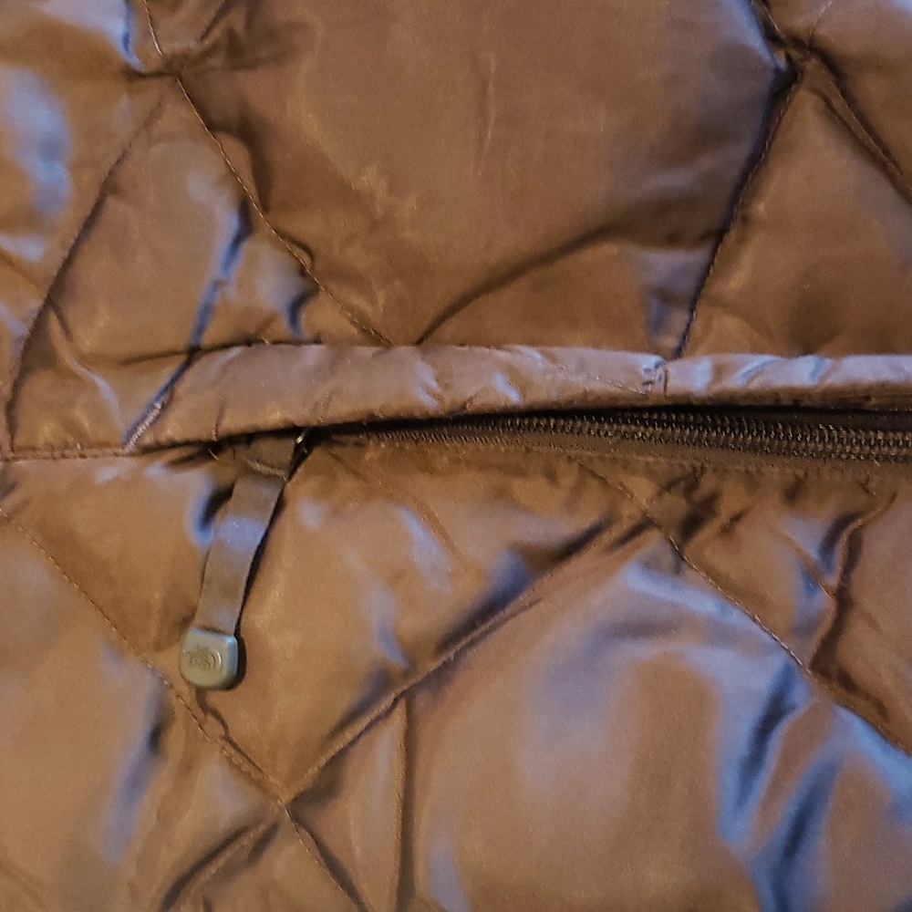 The North Face Brown Quilted Vest - Picture 4 of 8